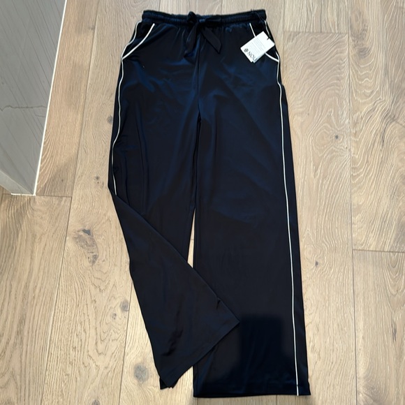 Noli Long-Sleeve Pajama Set NWT - Picture 4 of 6